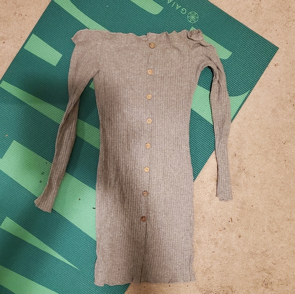 Grey Ribbed Button Detail Dress - Picture 4 of 4